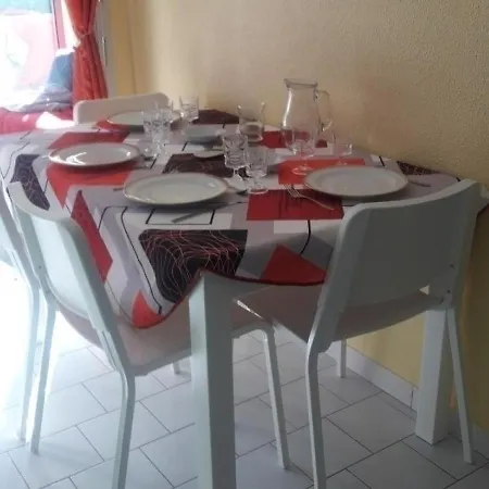 شقة Cap D'agde, 2 Pieces, 6 Personnes - Fr-1-249-259